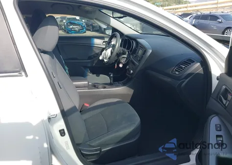 2015 Kia Optima Lx z USA, uszkodzony, nr VIN KNAGM4A7XF5661386